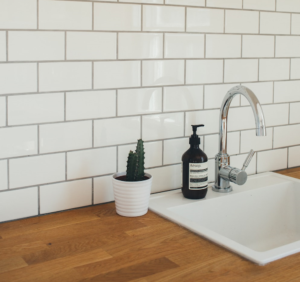 Read more about the article The 4 Tile Backsplash Trends That Will Make Your Kitchen a Dream Home in 2022